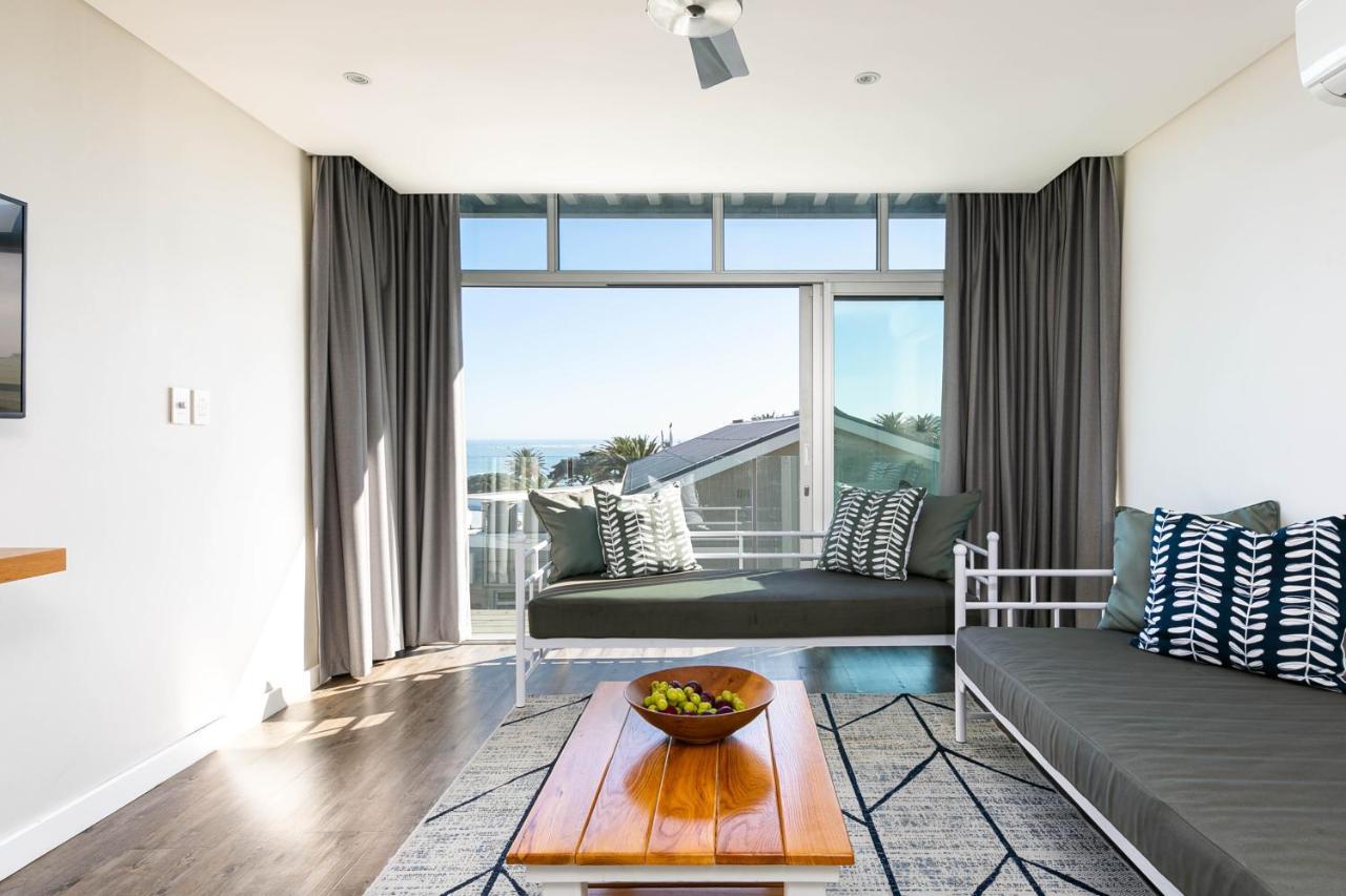 Beach Views -Camps Bay Village Kapstaden Exteriör bild