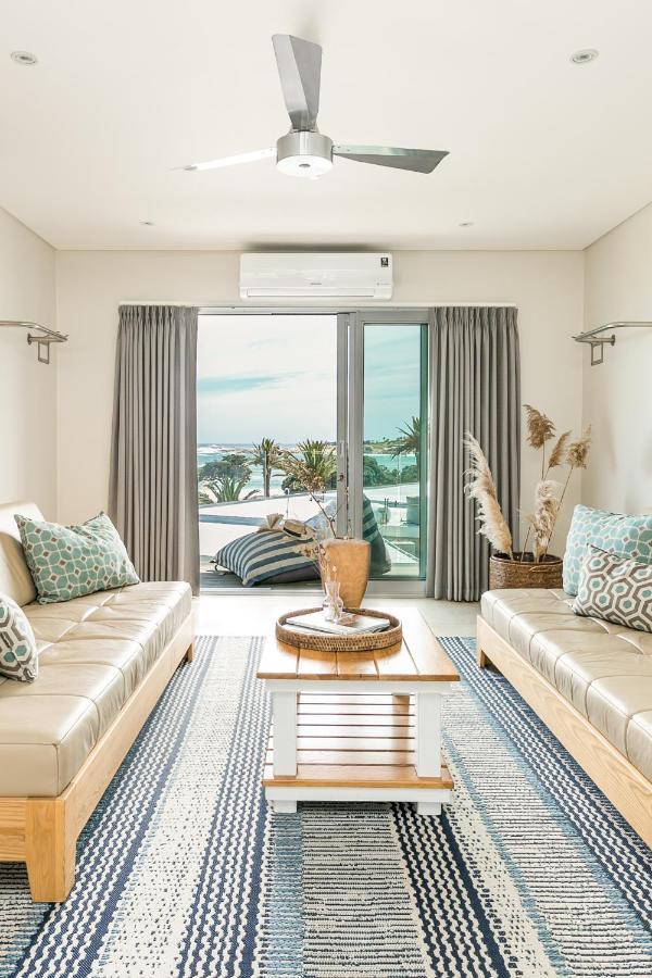 Beach Views -Camps Bay Village Kapstaden Exteriör bild